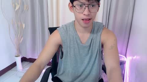 froi online show from May 22, 1:56 am