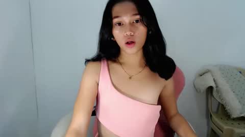 pinkdollbaby_ online show from April 10, 2:55 pm