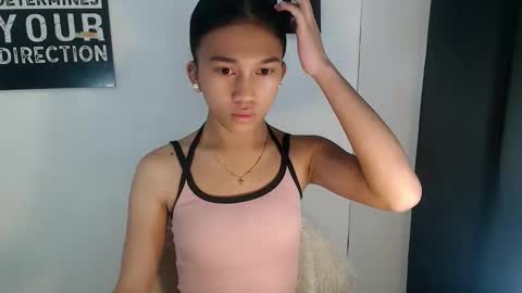 pinkdollbaby_ online show from April 12, 9:19 pm