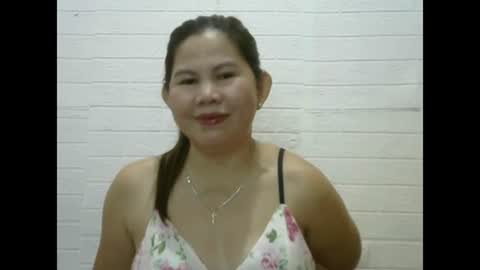Snapshot of pinkishpusiemom18 chatting on February 22, 8:07 am pinkishpusiemom18 online show from February 22, 8:07 am