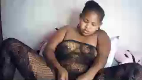 pinkkitty001 online show from June 12, 7:02 pm