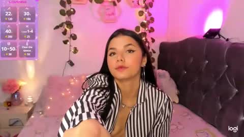 Snapshot of pinkpantherr_ chatting on December 22, 5:11 am Sarah .. online show from December 22, 5:11 am