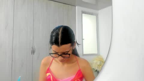 pinky_f00x online show from May 29, 7:56 pm