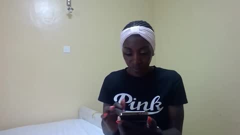 Snapshot of pinky_winky2 chatting on October 14, 7:44 am pinky_winky2 online show from October 14, 7:44 am