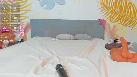 Pinkyishere online show from March 6, 11:58 am