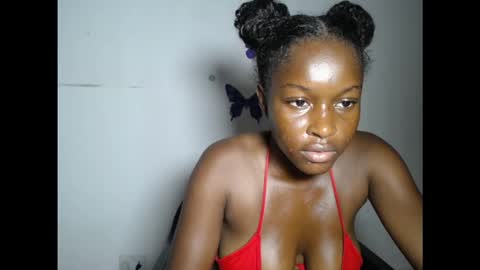 pinkykiki_247 online show from November 25, 7:12 pm