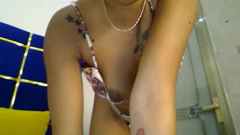 Snapshot of pinkyy008 chatting on October 3, 9:56 pm pinkyy008 online show from October 3, 9:56 pm