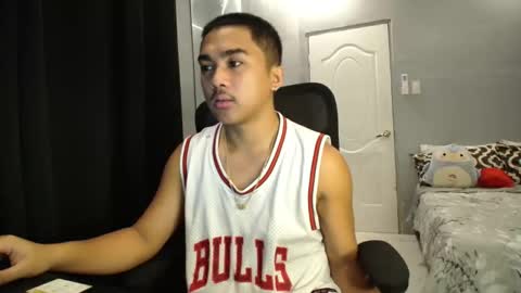 Snapshot of pinoyadriannexxx chatting on October 14, 2:36 am Adrianne online show from October 14, 2:36 am