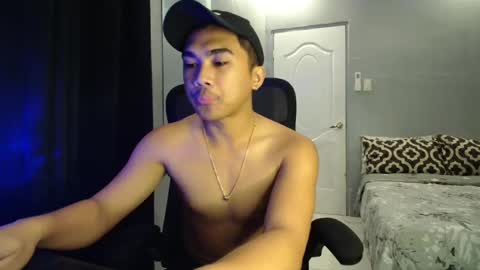 Snapshot of pinoyadriannexxx chatting on September 24, 3:02 am Adrianne online show from September 24, 3:02 am