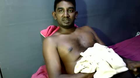 rayvienn online show from May 11, 3:51 pm