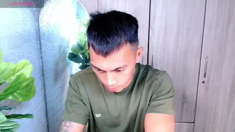 ethan online show from April 19, 2:29 pm