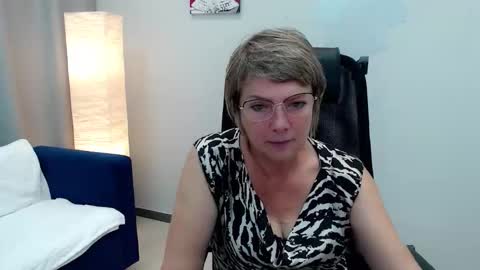 Bella online show from September 12, 4:58 am