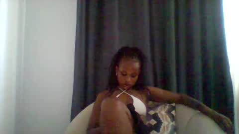 Majesty online show from November 26, 8:55 am