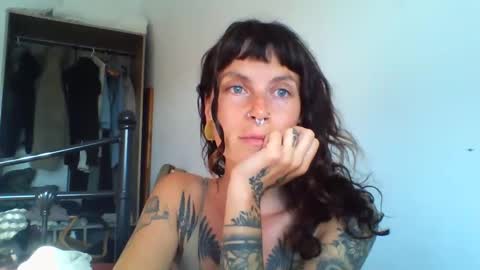 Snapshot of pixiecatfairy chatting on September 24, 4:47 pm pixiecatfairy online show from September 24, 4:47 pm