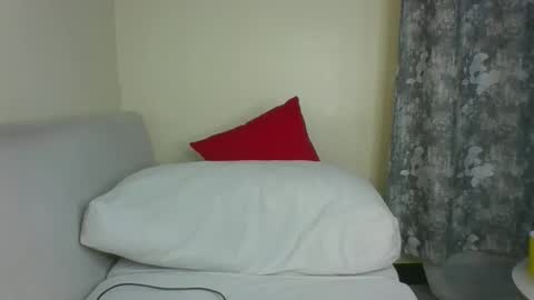 pixietease1 online show from September 11, 7:37 pm