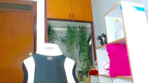 playboytit online show from January 4, 6:19 am