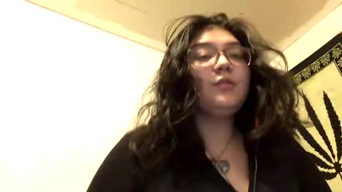 playerboybunny online show from March 27, 8:37 am