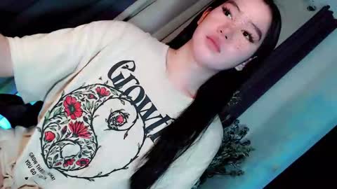 kate online show from April 6, 1:03 am