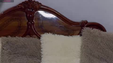 PlayfulNicole online show from December 19, 5:58 am