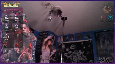 Snapshot of playgh0ul chatting on December 6, 11:39 am playgh0ul Ghoulie online show from December 6, 11:39 am