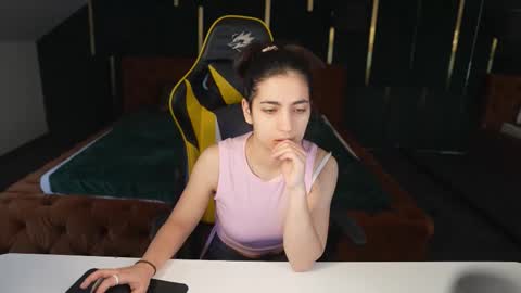 Lana online show from March 31, 10:26 am