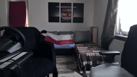 Hello ask me  . Im glad  to see you here in my room. Welcome PVT is open online show from December 4, 12:08 pm