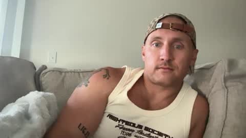 pleasantlysurprise online show from July 4, 1:10 am