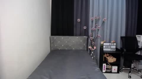 LAUREEN online show from October 26, 9:32 am