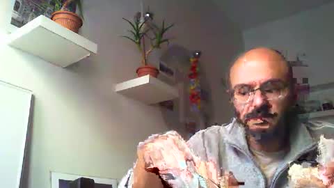 Snapshot of plu07f3520 chatting on October 26, 2:07 pm plu07f3520 online show from October 26, 2:07 pm