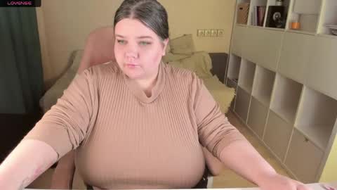 Alice online show from April 26, 9:12 pm