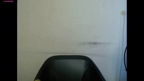 plumnjuicyx online show from March 9, 5:44 am