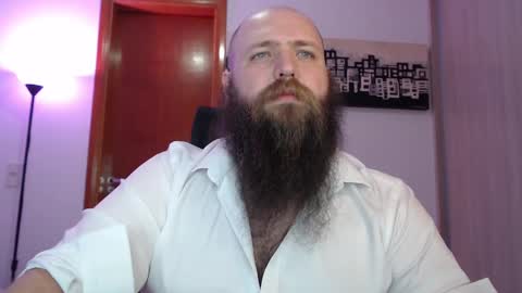 Bear online show from March 4, 2:06 am