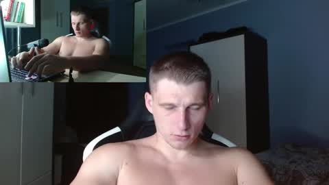 Snapshot of poliglotjoe chatting on September 16, 3:08 am Poliglot online show from September 16, 3:08 am