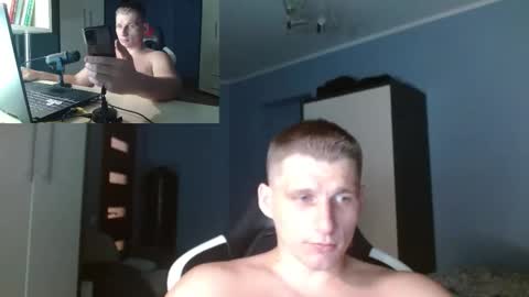 Snapshot of poliglotjoe chatting on September 12, 1:40 am Poliglot online show from September 12, 1:40 am