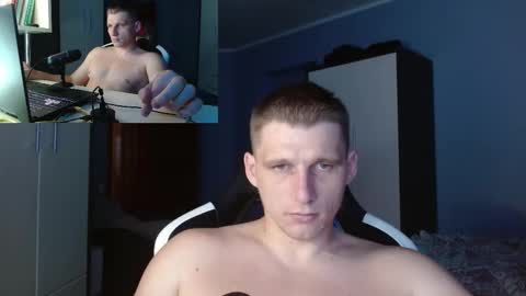 Snapshot of poliglotjoe chatting on September 13, 3:14 pm Poliglot online show from September 13, 3:14 pm