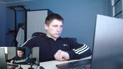 Poliglotjoe2 online show from February 2, 7:49 am