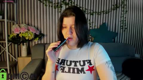 Polly online show from December 3, 1:15 am