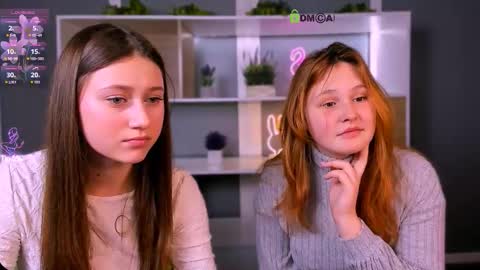 polly_cute1 online show from March 4, 8:06 pm