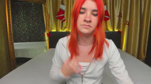 Snapshot of polly_love_ chatting on January 14, 10:27 am Polly online show from January 14, 10:27 am