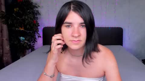 Snapshot of polly_love_ chatting on September 10, 6:14 am Polly online show from September 10, 6:14 am
