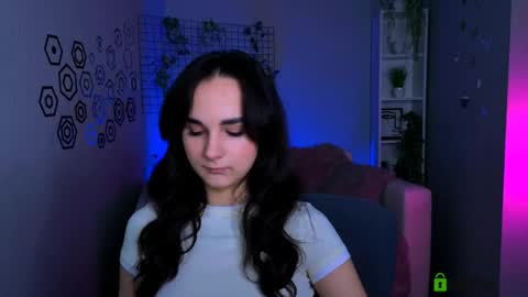 Polly online show from April 11, 7:40 pm