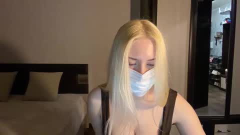 polly_skil online show from February 20, 3:58 pm
