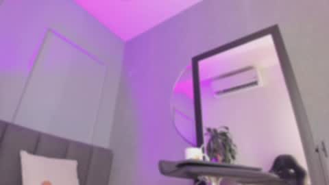 Snapshot of pollybabe_ chatting on September 10, 10:38 am POLLY online show from September 10, 10:38 am