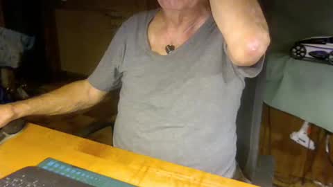 pomme1949 online show from February 2, 2:34 pm