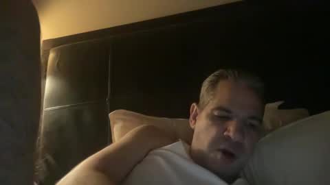 Snapshot of ponchynyc chatting on January 4, 12:16 am PONCH online show from January 4, 12:16 am