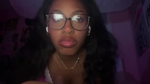 Snapshot of popasprincess chatting on February 26, 3:14 am princess online show from February 26, 3:14 am