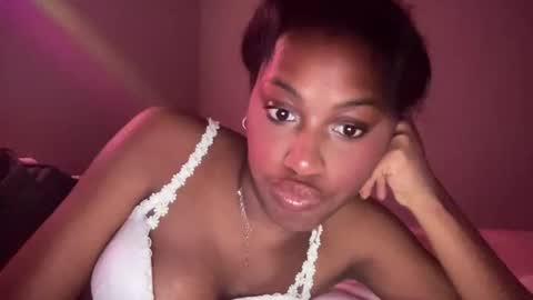 Snapshot of popasprincess chatting on September 13, 2:03 am princess online show from September 13, 2:03 am