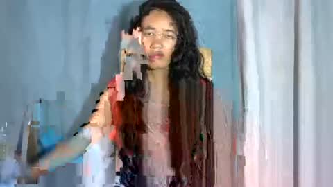 Lilly online show from March 26, 8:08 am