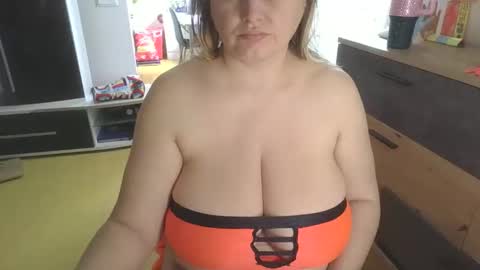 MelissOfficial online show from April 13, 10:19 am