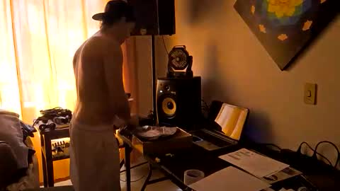 porngreen10 online show from March 23, 6:02 pm